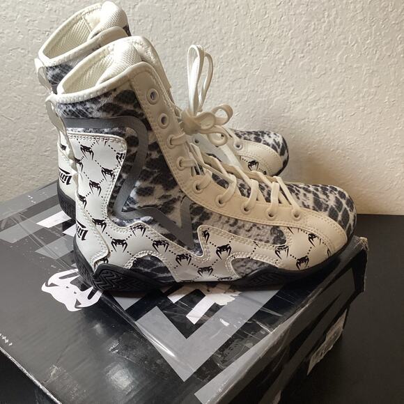 Venum White Snake Boxing Shoes (M4.5/W6, EU36.5) - Picture 6 of 8